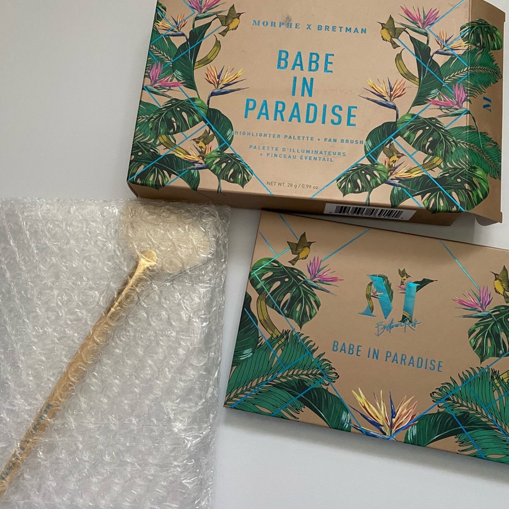 Babe in Paradise Morphe